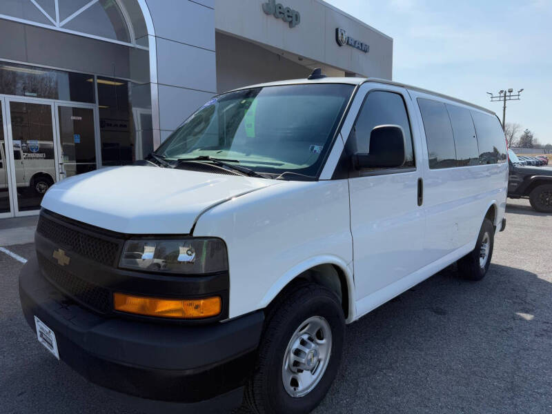 2022 Chevrolet Express 3500
