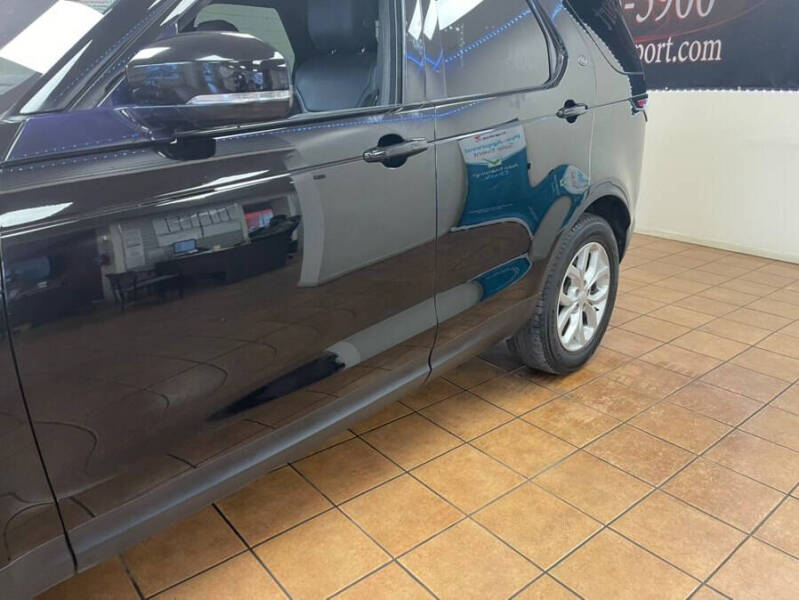 2018 Land Rover Discovery SE