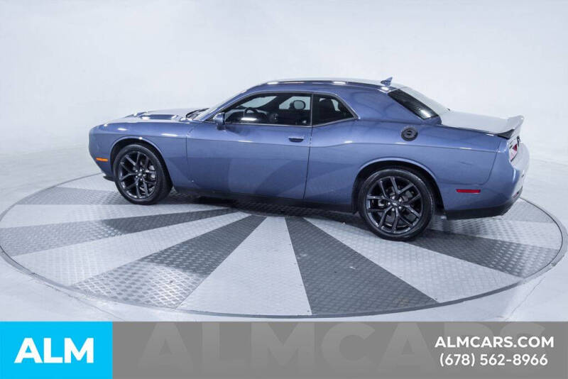 2021 Dodge Challenger SXT