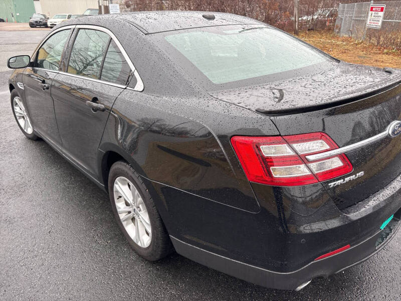 2013 Ford Taurus SEL