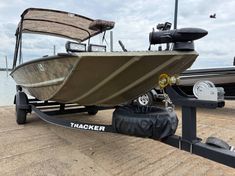 2017 Tracker Grizzly 1654 T Sportsman
