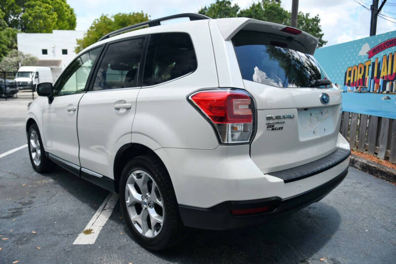2017 Subaru Forester 2.5i Touring