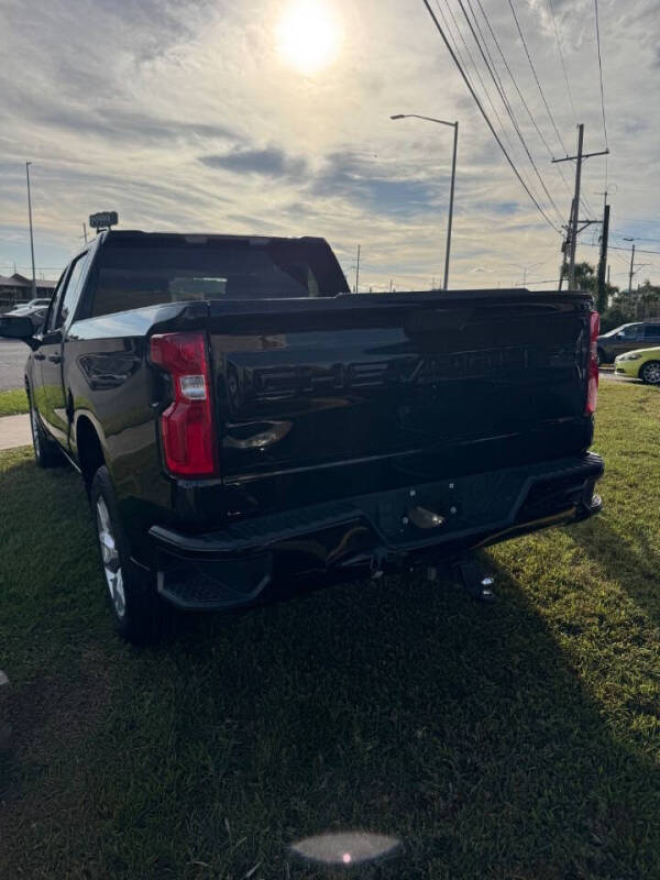 2020 Chevrolet Silverado 1500 Custom