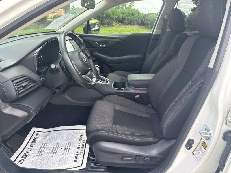 2025 Subaru Outback Premium
