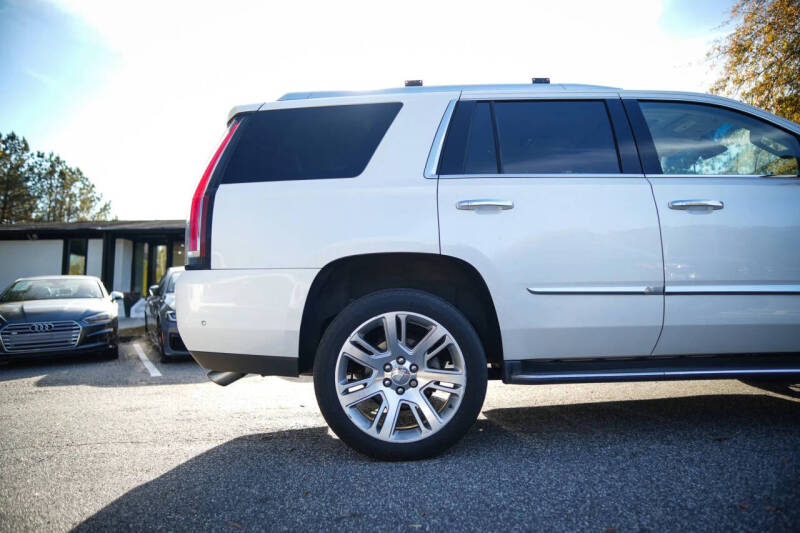 2018 Cadillac Escalade Luxury