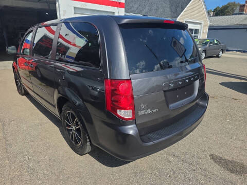 2015 Dodge Grand Caravan SXT Plus