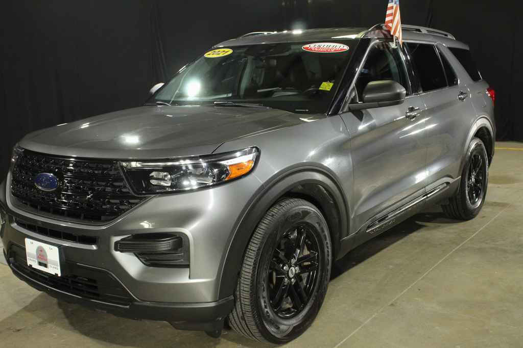 Dk. Gray 2021 Ford Explorer XLT AWD XLT 4dr SUV 1