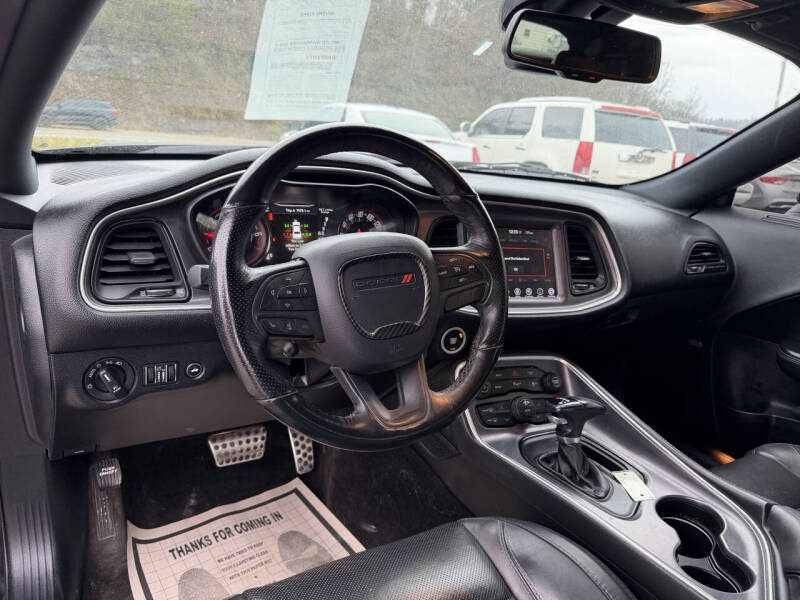 2017 Dodge Challenger SXT