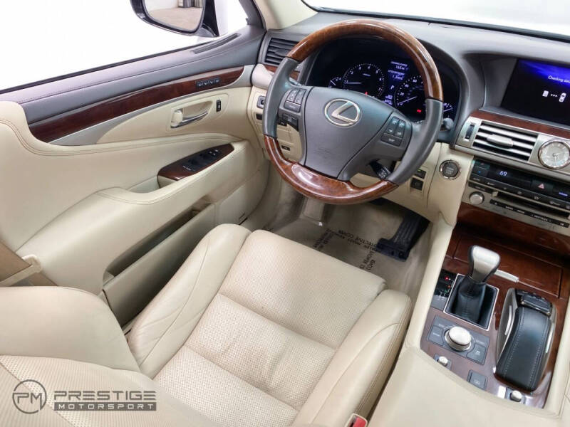2016 Lexus LS 460
