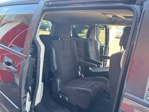 2012 Dodge Grand Caravan American Value Package