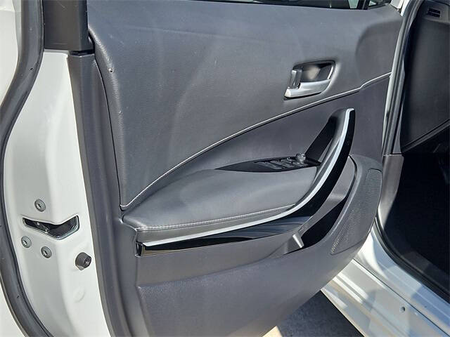 2023 Toyota Corolla Hatchback XSE