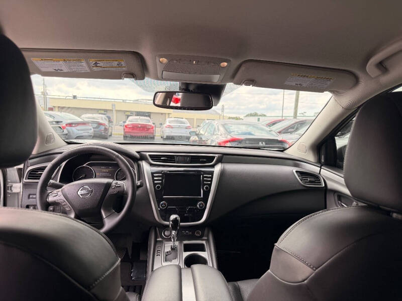 2022 Nissan Murano SL