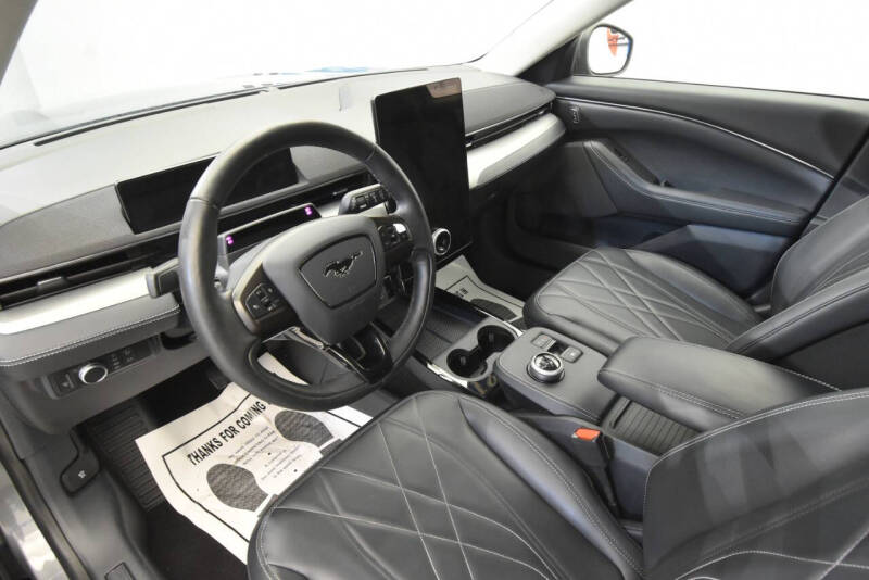 2021 Ford Mustang Mach-E Select