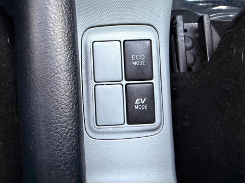 2014 Toyota Prius c Three