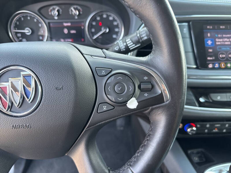 2021 Buick Enclave Essence