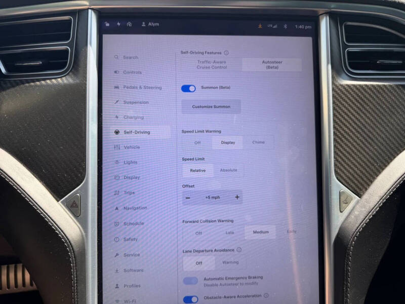 2015 Tesla Model S 85