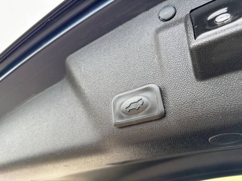 2016 GMC Acadia SLE-2