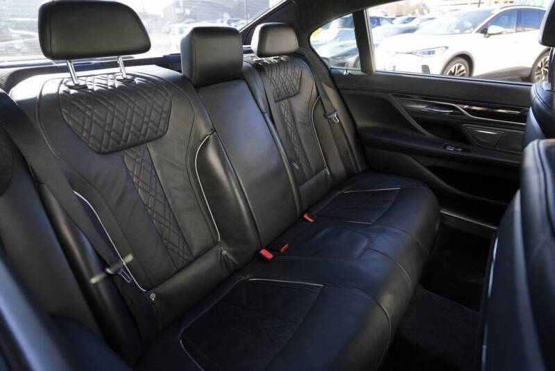 2016 BMW 7 Series 750i xDrive