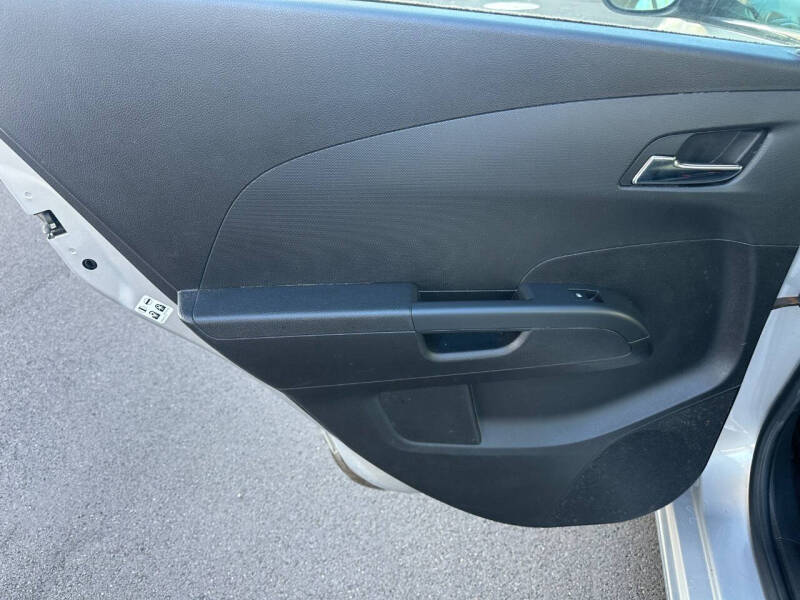 2017 Chevrolet Sonic Premier Auto