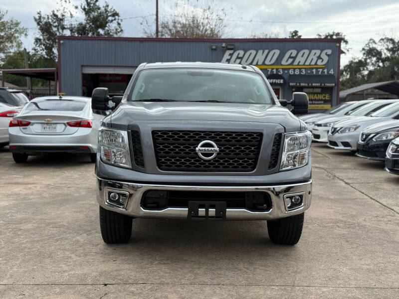 2019 Nissan Titan SV