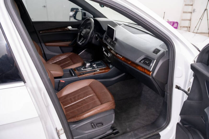 2018 Audi Q5 2.0T quattro Premium Plus