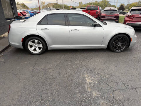 2019 Chrysler 300 Touring