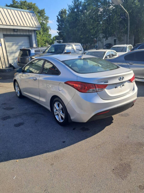 2013 Hyundai Elantra Coupe SE