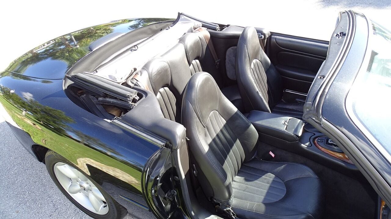 1999 Jaguar XK-Series 28