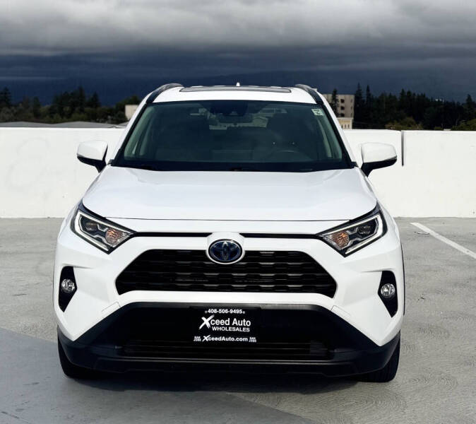 2020 Toyota RAV4 Hybrid XLE