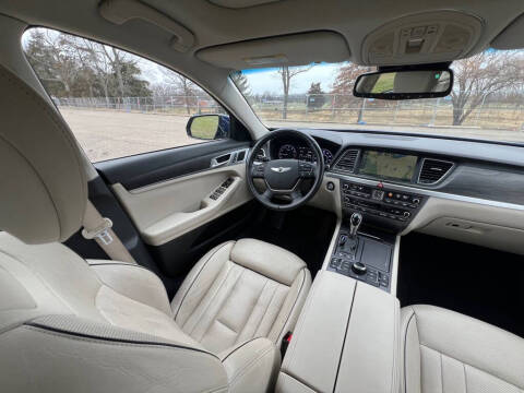 2016 Hyundai Genesis