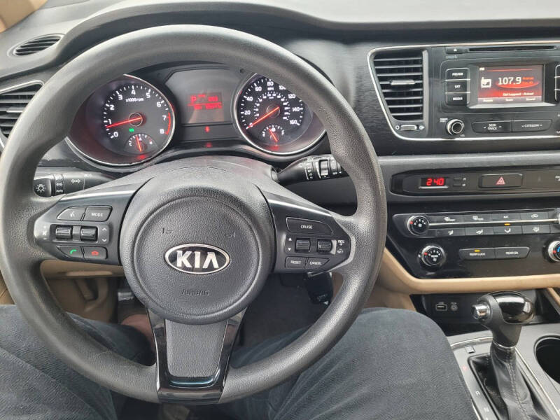 2016 Kia Sedona LX