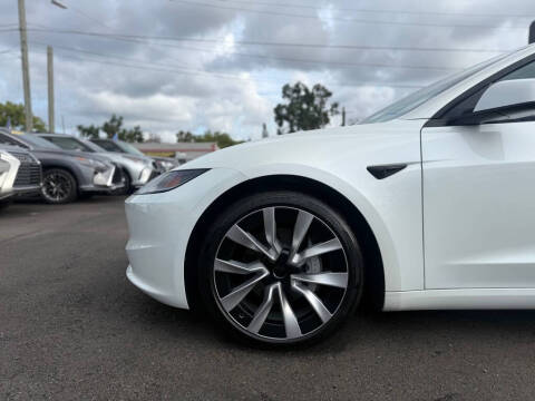 2025 Tesla Model 3 Long Range