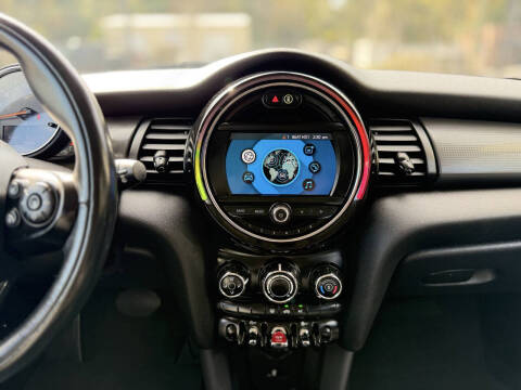 2021 MINI Hardtop 4 Door Cooper