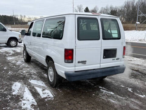 2013 Ford E-Series E-350 SD XL