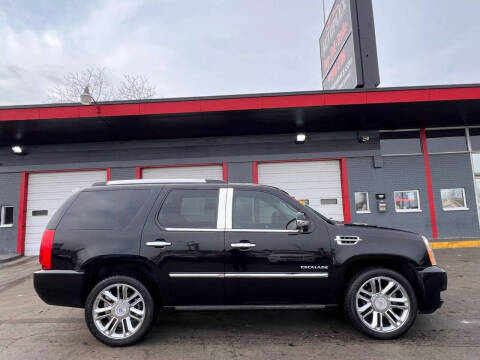 2013 Cadillac Escalade for sale at Autoplex MKE in Milwaukee WI