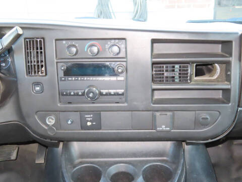 2017 GMC Savana 2500