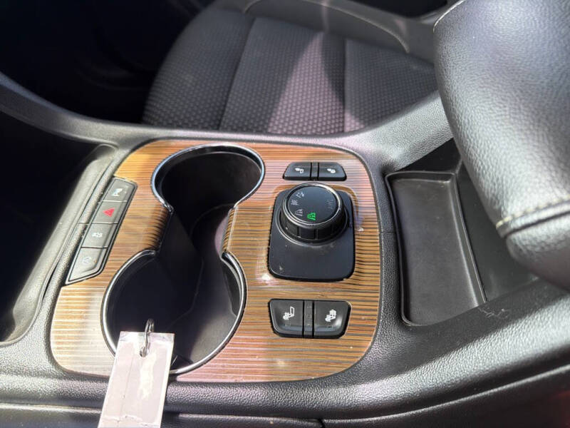 2020 GMC Acadia SLE