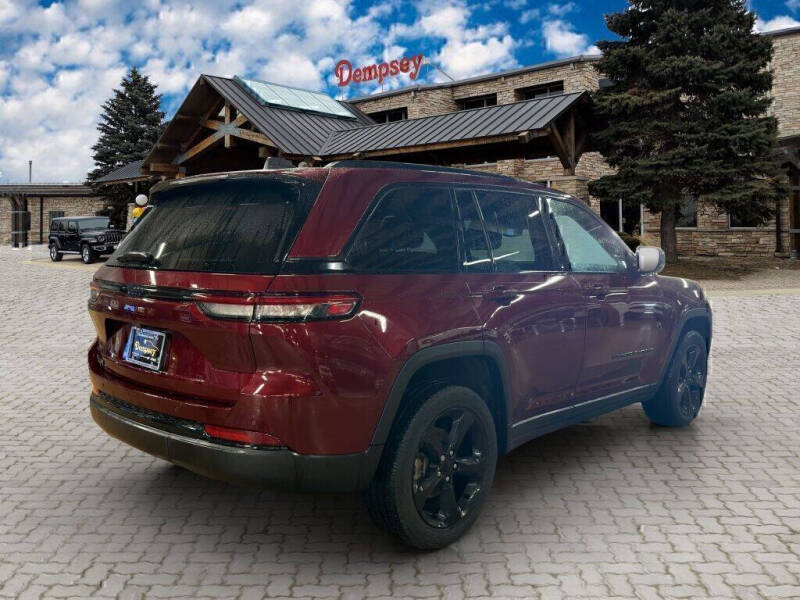 2023 Jeep Grand Cherokee Altitude