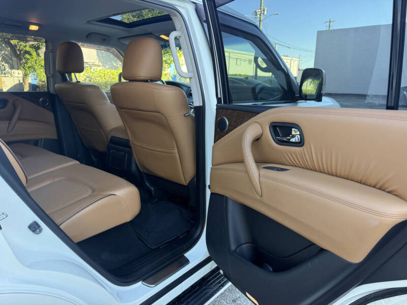 2016 Infiniti QX80 Limited