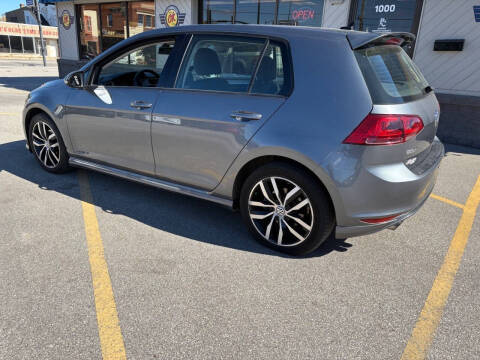 2015 Volkswagen Golf TSI SE