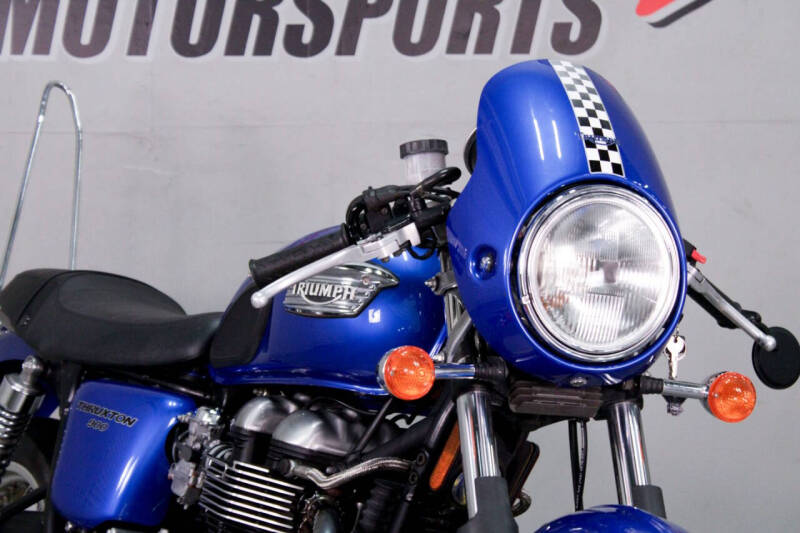 2005 Triumph Thruxton