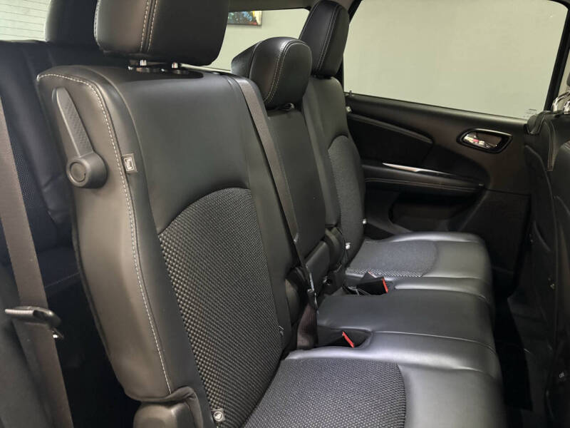 2019 Dodge Journey Crossroad