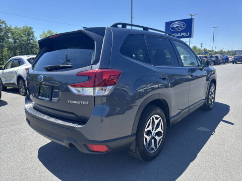 2024 Subaru Forester Premium