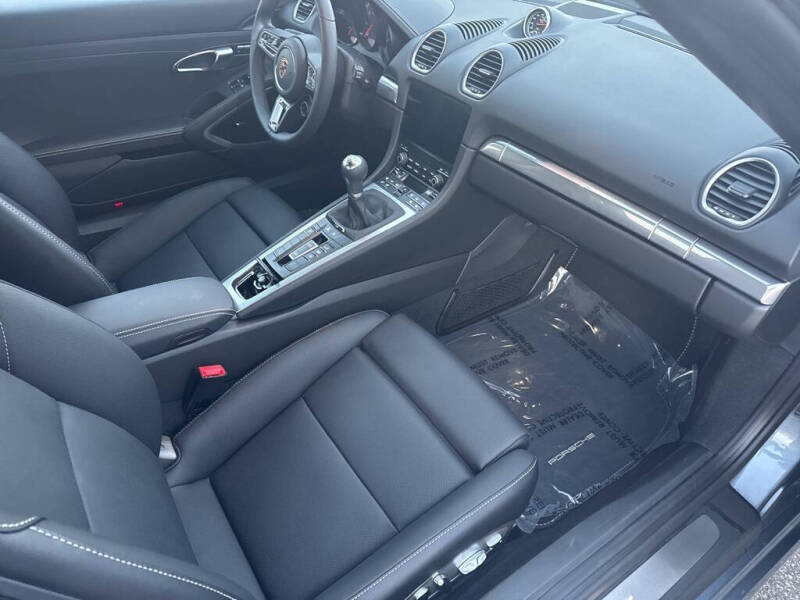 2025 Porsche 718 Boxster