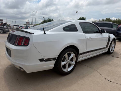 2014 Ford Mustang V6