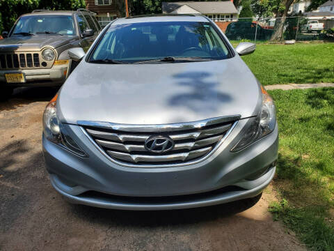 2011 Hyundai Sonata for sale at Advantage Auto Brokerage and Sales in Hasbrouck Heights NJ