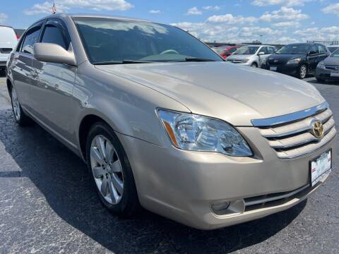 2005 Toyota Avalon for sale at VIP Auto Sales & Service in Franklin OH