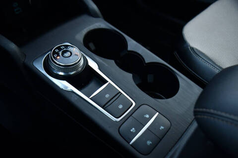 2021 Ford Escape Titanium