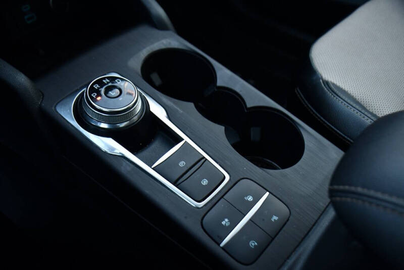 2021 Ford Escape Titanium