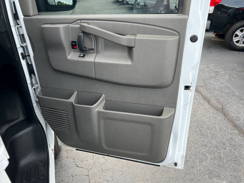 2021 Chevrolet Express 2500